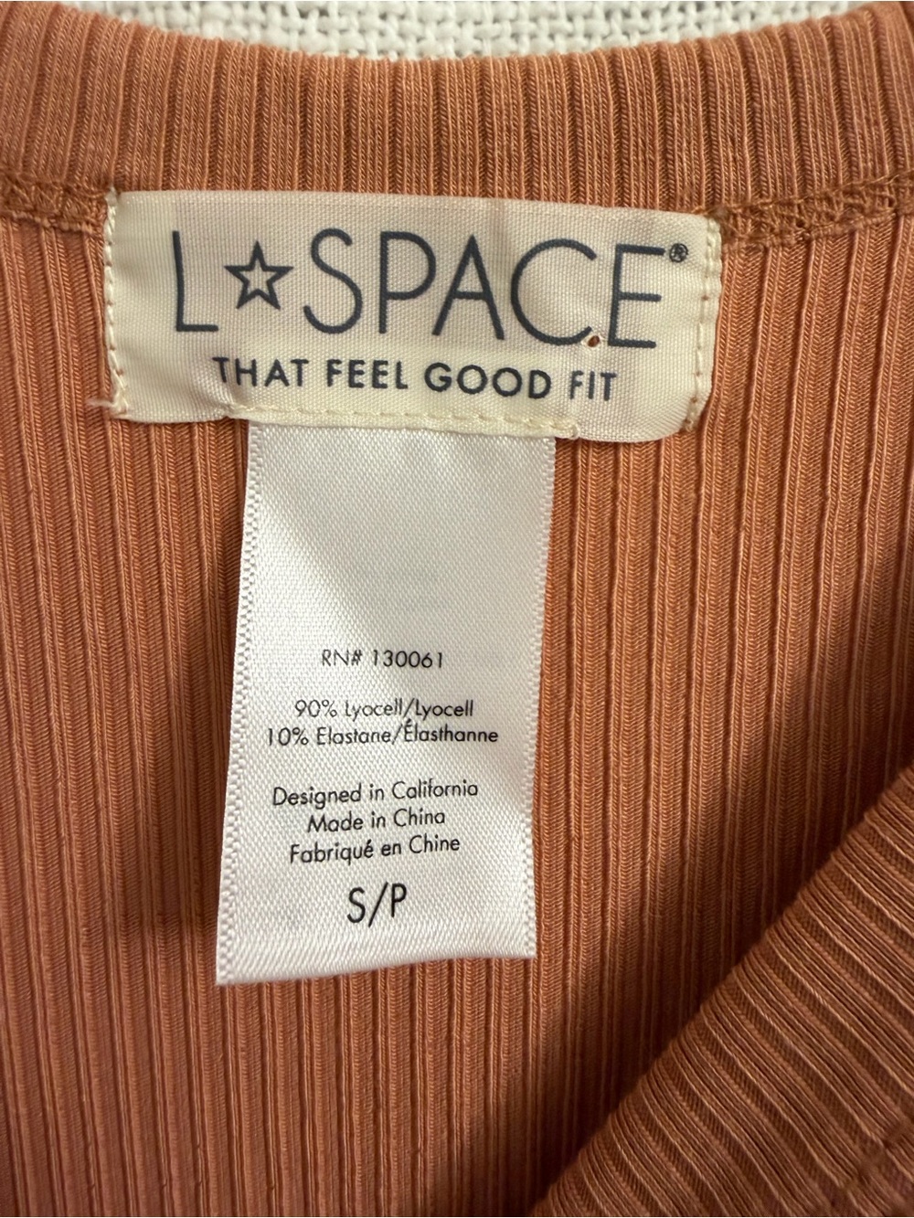 l*space Ribbed Tank Midi with Side Ruche - Picture 4 of 4